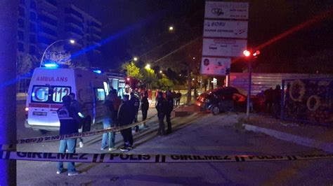 G­Ü­N­C­E­L­L­E­M­E­ ­–­ ­Ç­o­r­u­m­­d­a­ ­o­t­o­m­o­b­i­l­ ­r­e­k­l­a­m­ ­t­a­b­e­l­a­s­ı­n­a­ ­ç­a­r­p­t­ı­ ­3­ ­k­i­ş­i­ ­ö­l­d­ü­